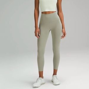 NWT Wunder Train High Rise Tight with Pockets 25" Laurel Green 6